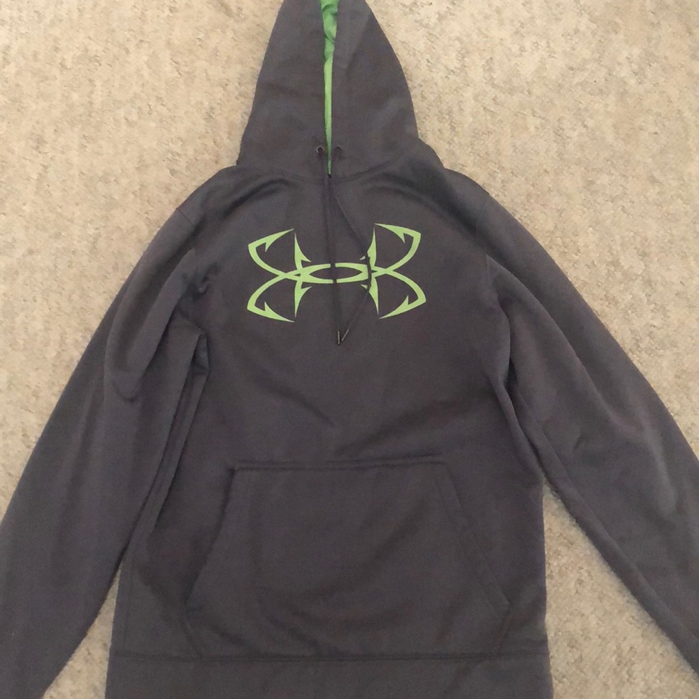 Men’s under armour hoodie